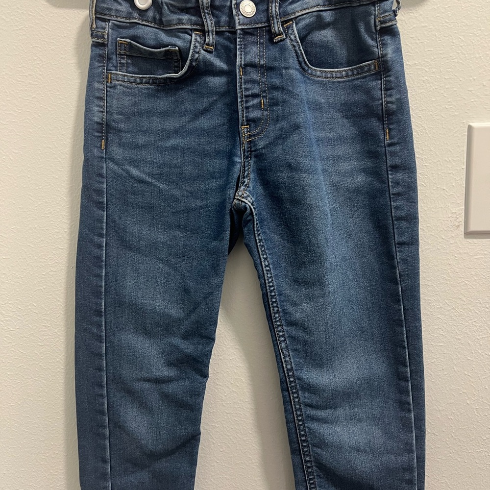 boy's blue pants